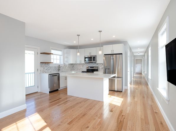 3 Vaughan Ave