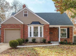 1327 Monier Pl, Saint Louis, MO 63122