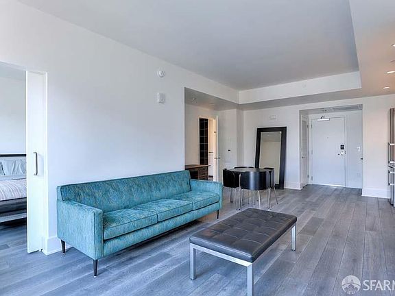 5th image of 1075 Market St Unit 704