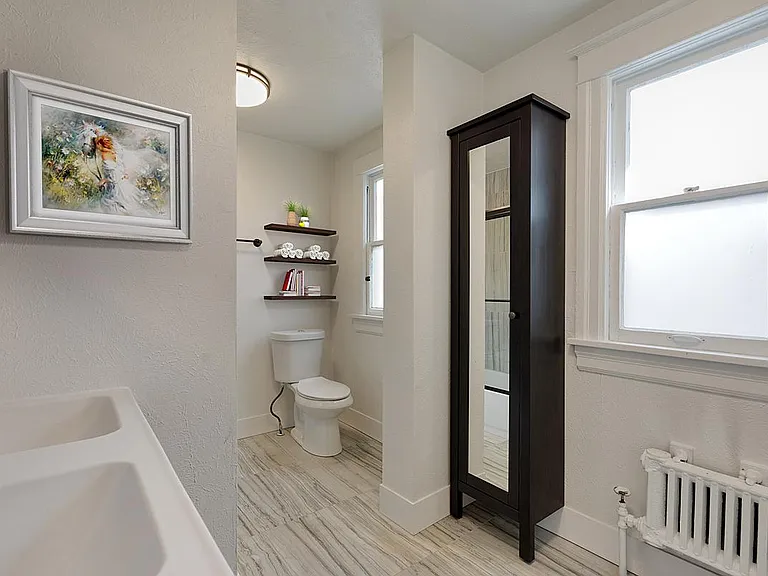 1124 N. St. Paul Street — Photo 35