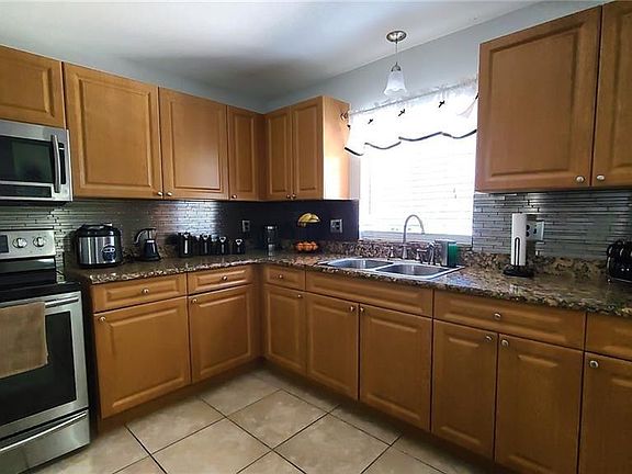 2nd image of 1026 Keats Ave