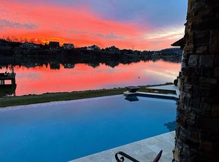 8732 Inlet Dr, Knoxville, TN 37922