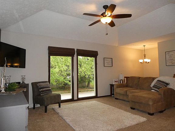 4th image of 2737 N 129th Cir