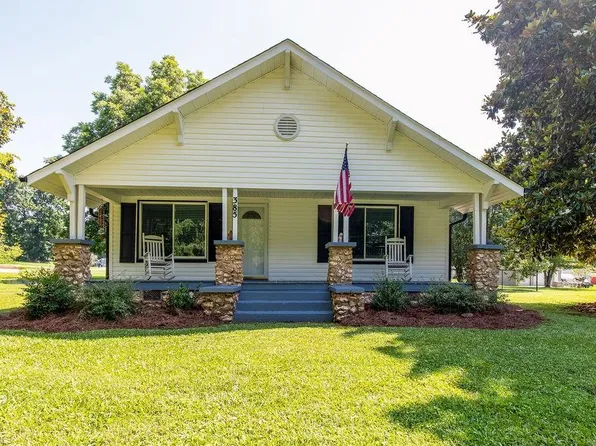 385 Ben Lee Rd, Thomasville, NC 27360