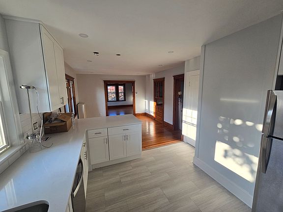 2nd image of 21 Milton Ave #1