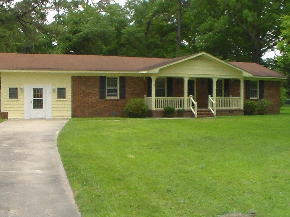 1st image of 2501 Lisa Ln