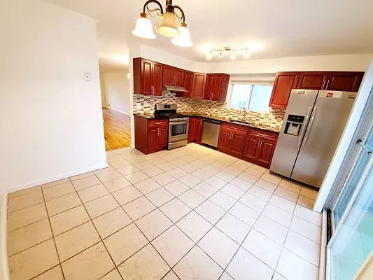 Rented by Brooklyn Property Group LLC | media 20