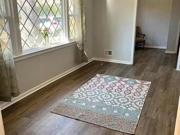 Large sunny front room , dining ? media room ? Your choice