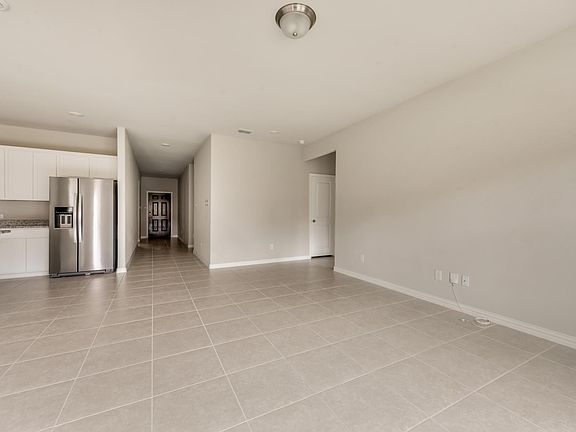3rd image of 629 Fletcher Dr