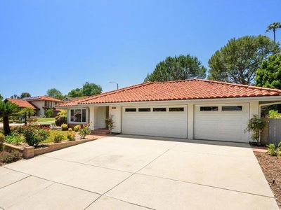 1879 Falconer Ct, Vista, CA, 92081