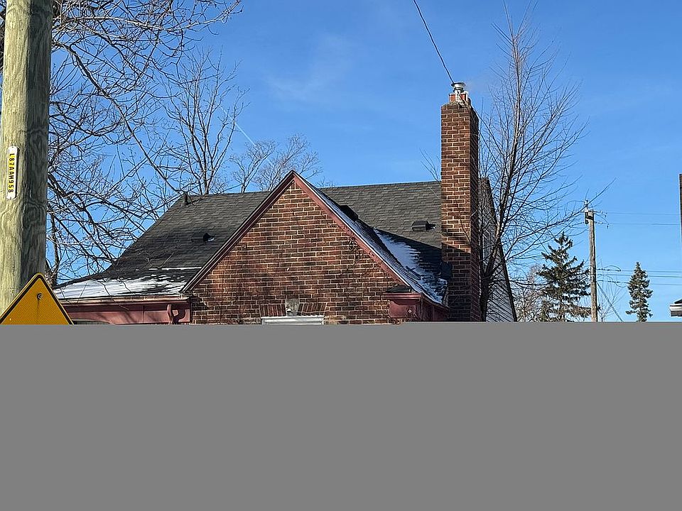 2nd image of 16561 Oakfield St