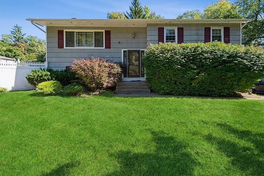 1st image of 29 Great Oaks Drive