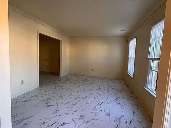 3rd image of 4063 Thomas Jefferson Dr