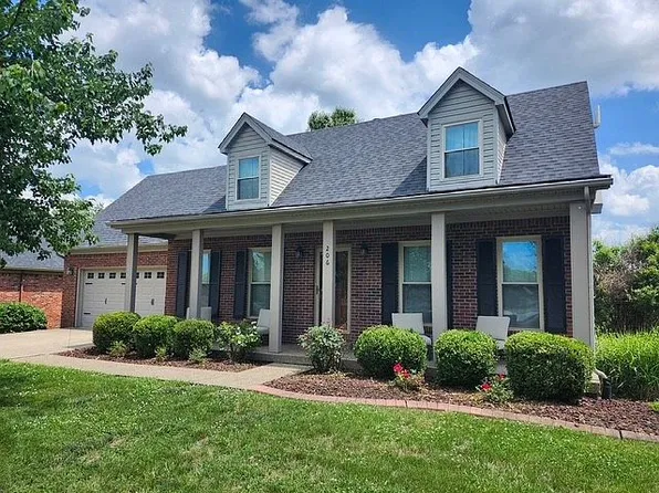 206 Deer Run Dr, Sellersburg, IN 47172