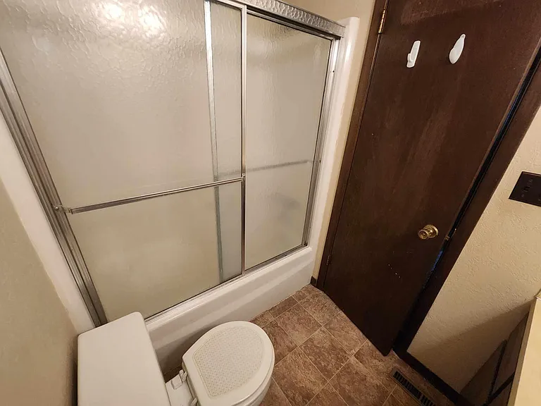 Full bathroom