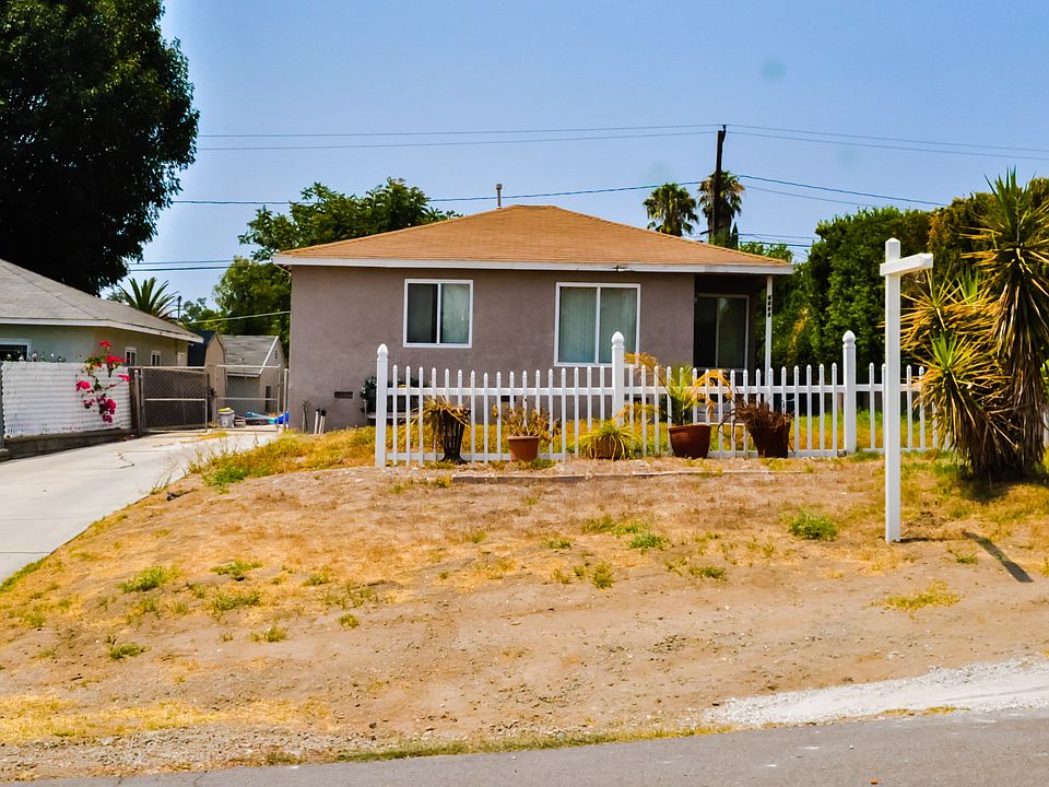 1st image of 4493 Los Serranos Blvd
