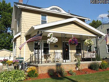 2nd image of 2651 6th St