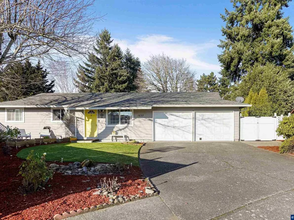 1537 Western Pl, Stayton, OR 97383