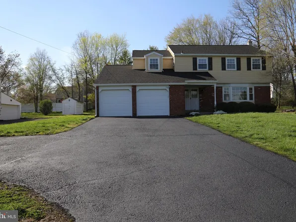 517 N Park Ave, Norristown, PA 19403