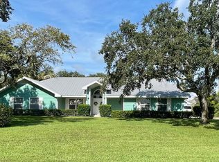 717 W Fischer Circle, Sebastian, FL 32958