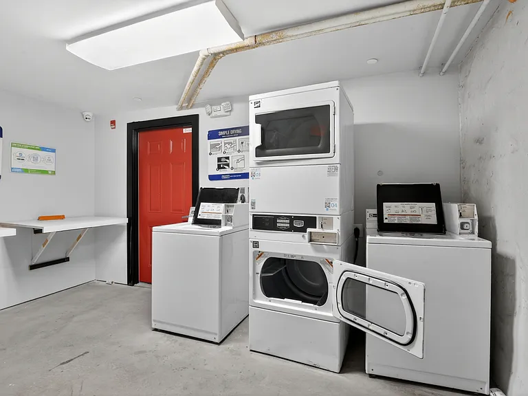 Sanctuary Lofts — Photo 36