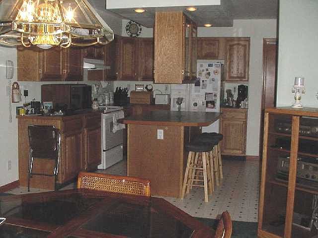 2nd image of 182 GEORGE THOMPSON Road