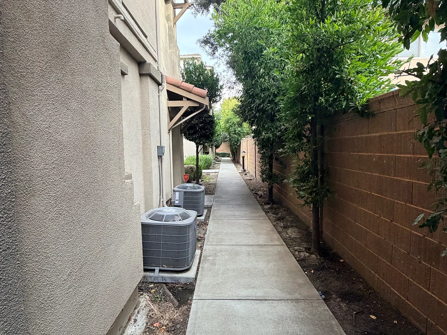 2 bed, 1161 sqft, $3,450 — Photo 3