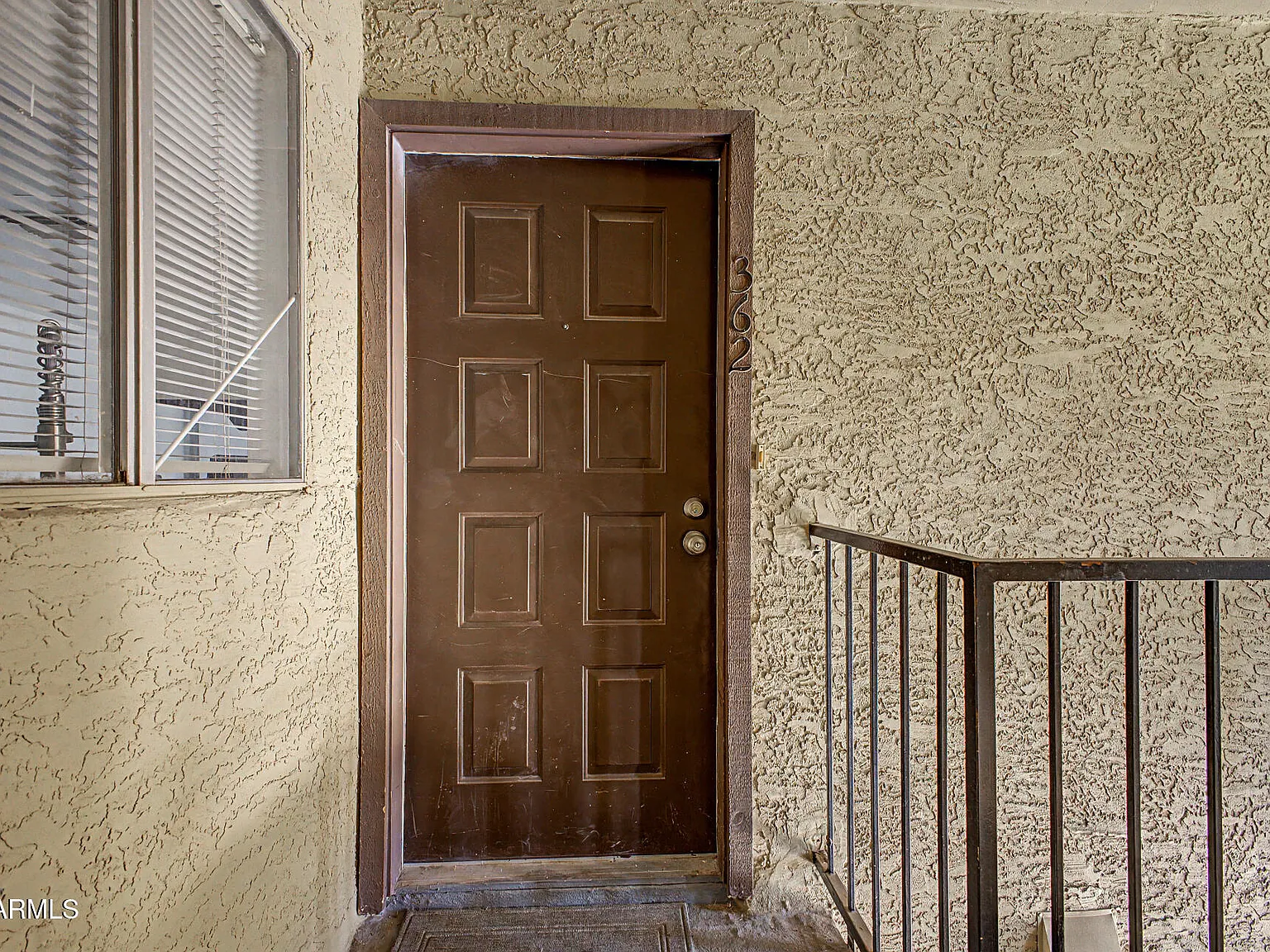 1 bed, 1.0 bath, 520 sqft, $999 — Photo 1