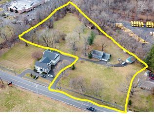 518 S State St, Newtown, PA 18940