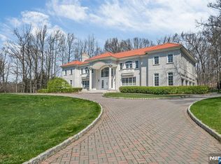 11 Alford Dr, Saddle River, NJ 07458
