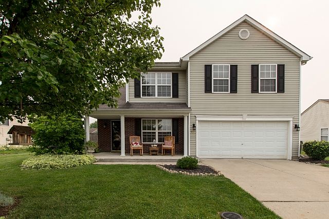 1st image of 725 Clara Dr