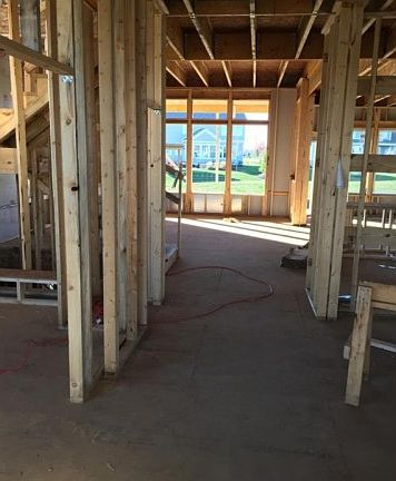 3rd image of 18148 Lake Winds Dr