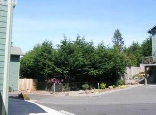 815 Old County Rd UNIT 9, Brookings, OR 97415