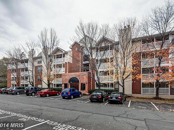 4th image of 1524 Lincoln Way APT 419