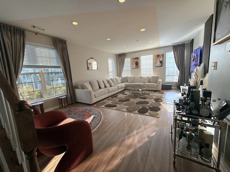 15505 John Diskin Cir — Photo 45