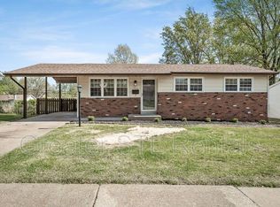 1455 Tahoe Dr, Florissant, MO 63031