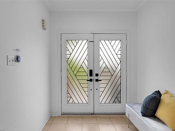 3rd image of 10 Morgandale Rd