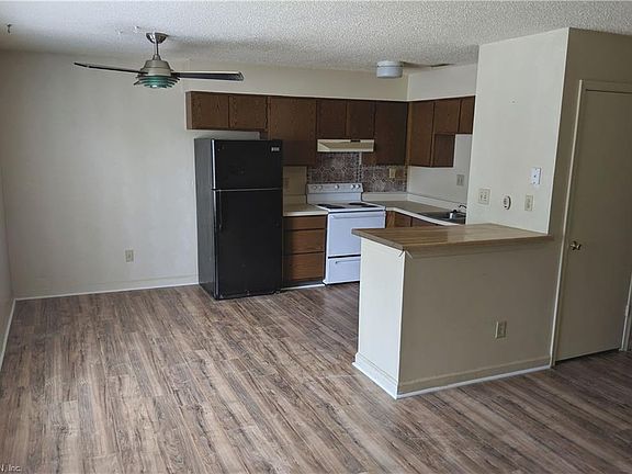 4th image of 1029 W 37th St APT C