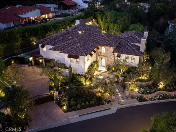 9981 Foxrun Rd, Santa Ana, CA 92705