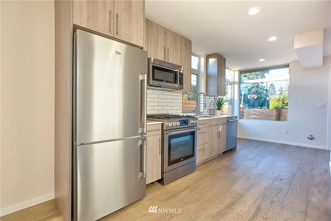 1829 NW 85th St — Photo 3