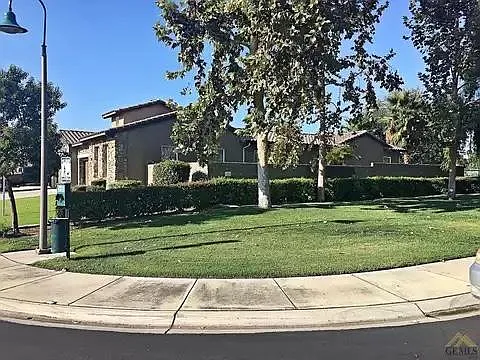 Building Photo - 5313 Pelican Hill Dr