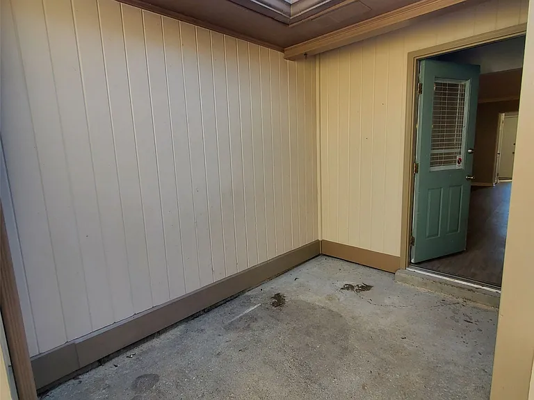 5951 Carmel Dr — Photo 12