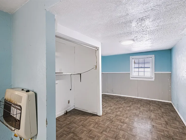 928 E Corona St — Photo 19