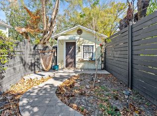 8505 N Lamar St #B, Tampa, FL 33604