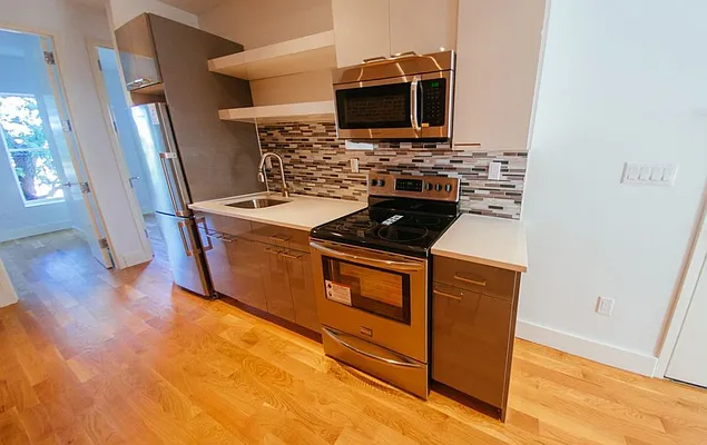 Rented by EXR | media 34