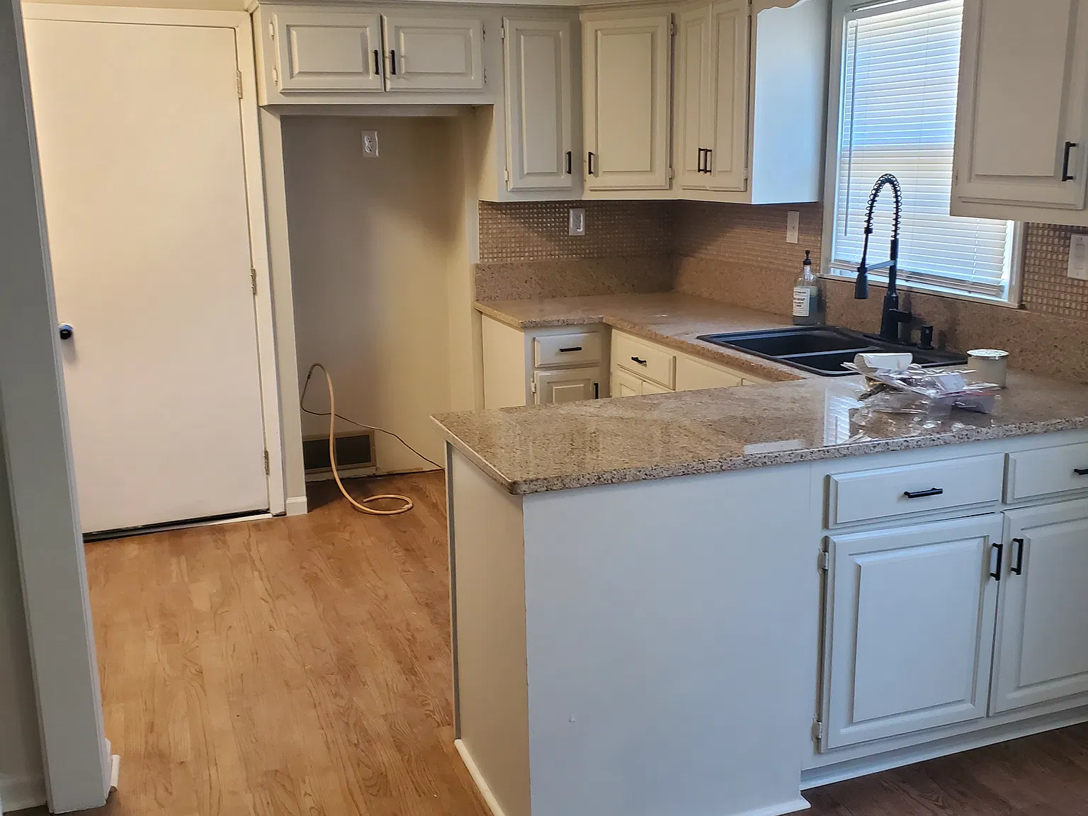 3 bed, 2.5 bath, 1580 sqft, $2,350 — Photo 4