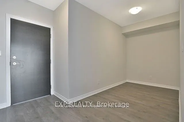 150 Oak Park Blvd #414 — Photo 2