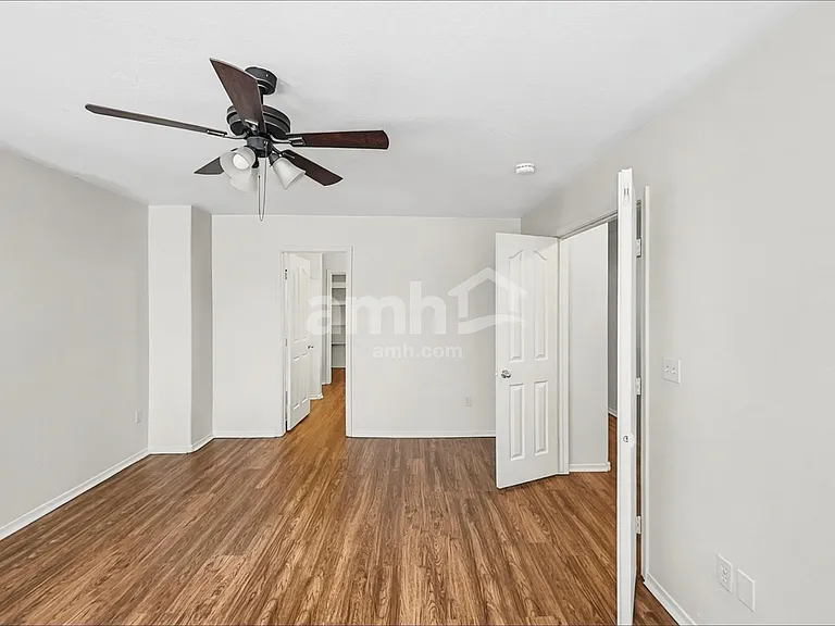 10440 W Colter St — Photo 12