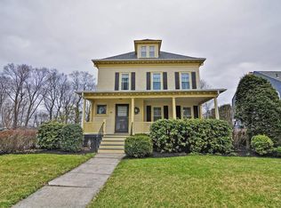 38 Forest St, Worcester, MA 01609