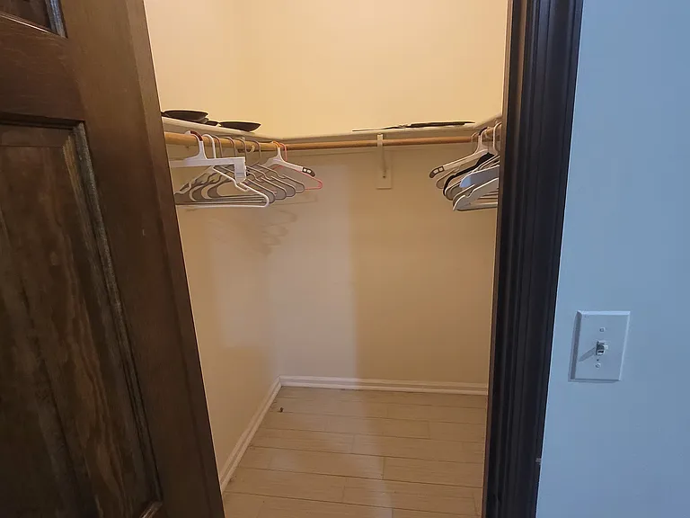 Walk in closet